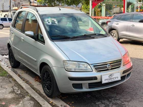 FIAT IDEA 1.8 MPI HLX 8V FLEX 4P MANUAL